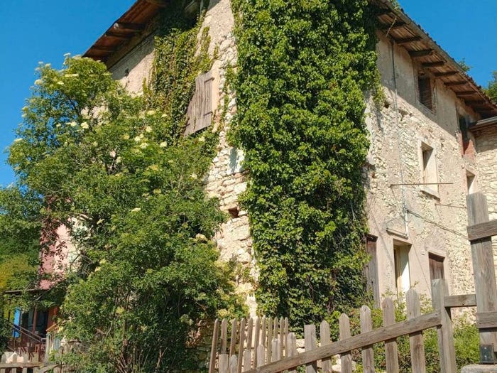 Casa con 6 locali in vendita in Via Molini di Alcenago, Grezzana