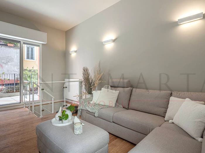 Appartamento trilocale in vendita in Morgagni, Milano