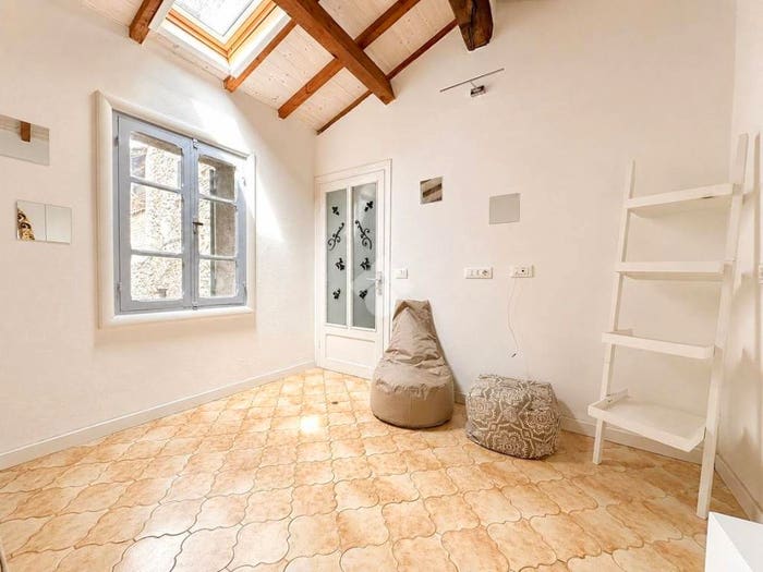 Appartamento bilocale in vendita in Via Castello, Centro, Apricale