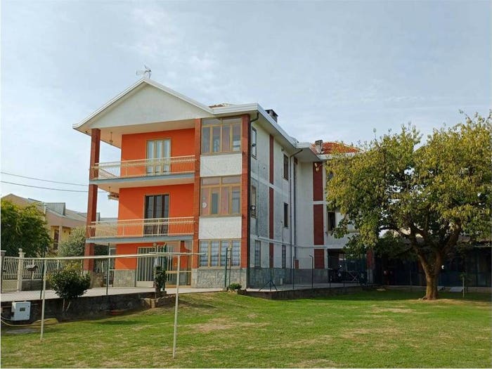 Casa con 6 locali in vendita in Strada Caldano, Centro, Caselle Torinese