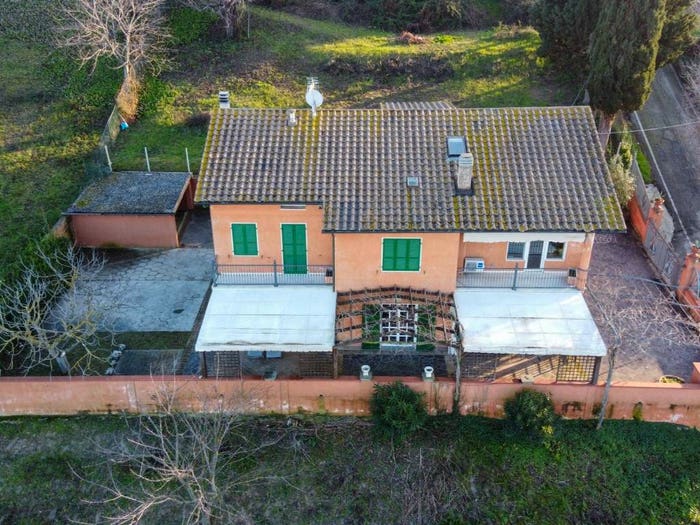 Casa con 6 locali in vendita in Via Giuseppe Verdi, Centro, Loreto
