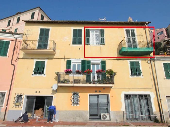 Appartamento quadrilocale in vendita in Via Aurelia, Cervo