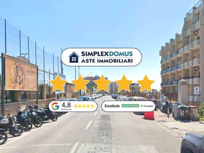 Appartamento con 5 locali in vendita in Via Alessandro Manzoni, Fuorigrotta, Napoli
