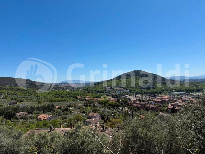 Casa con 6 locali in vendita in Città della Domenica Monte Malbe, Perugia