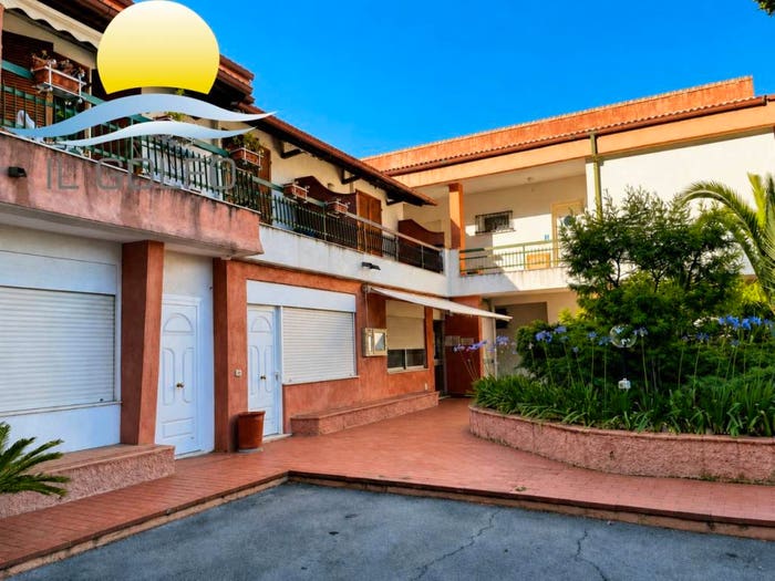 Appartamento bilocale in vendita in Via Aurelia, Marina Di Andora, Andora