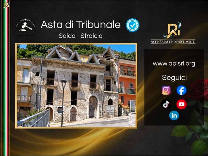 Appartamento con 6 locali in vendita in Via Garibaldi, Centro, Monteforte Irpino