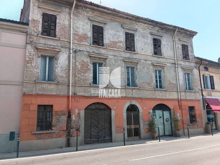 Casa con 6 locali in vendita in Via Felice Cavallotti, Piadena, Piadena Drizzona