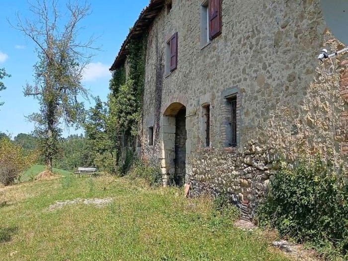 Casa con 6 locali in vendita in Via Poncema, Carpineti