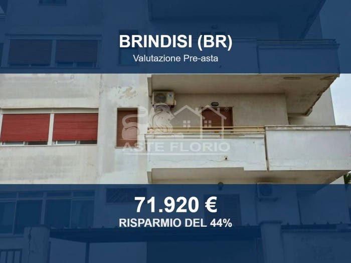 Appartamento con 6 locali in vendita in Via Giancarlo Bovio, Bozzano Santa Chiara Sant'Angelo, Brindisi