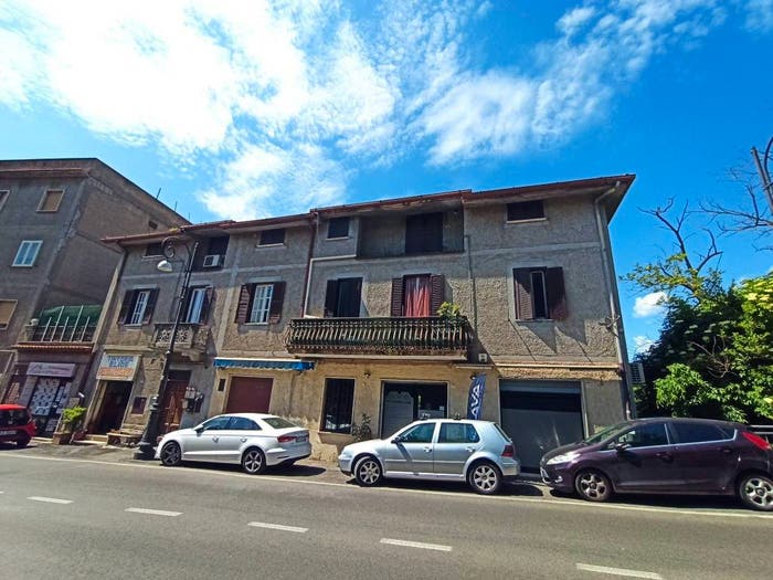 Casa bilocale in vendita in Via Roma, Centro, Castelnuovo di Porto