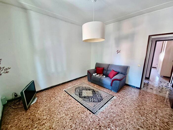 Appartamento trilocale in vendita in Via Luigi Evangelista, Stadio, Piacenza