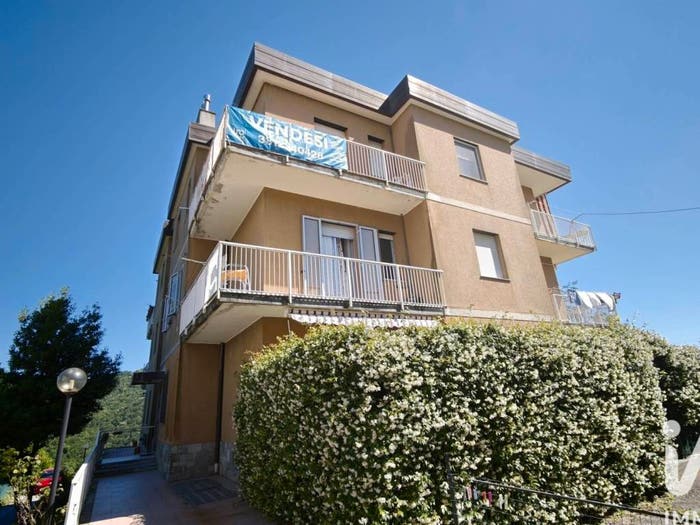 Appartamento trilocale in vendita in Via Giuseppe Badino, Fumeri, Mignanego