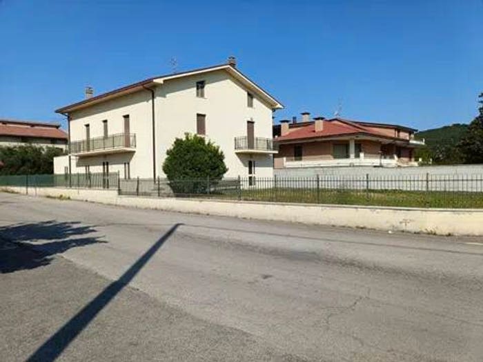 Casa con 6 locali in vendita in Via Benedetto Croce, Selva, Altino