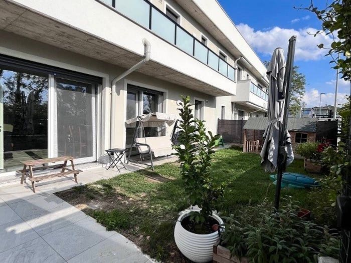 Appartamento quadrilocale in vendita in Via Isola, Centro, San Zenone al Lambro