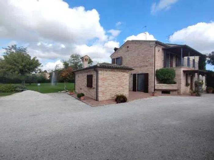Casa con 6 locali in vendita in Via Della Maggiola No Number, Borgo Stazione, Montecosaro