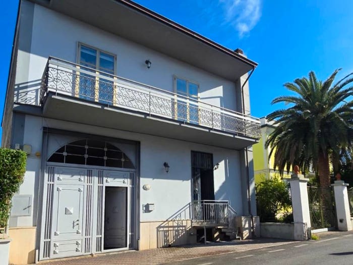 Appartamento con 6 locali in vendita in Via Madonna delle Grazie, Centro, Nola