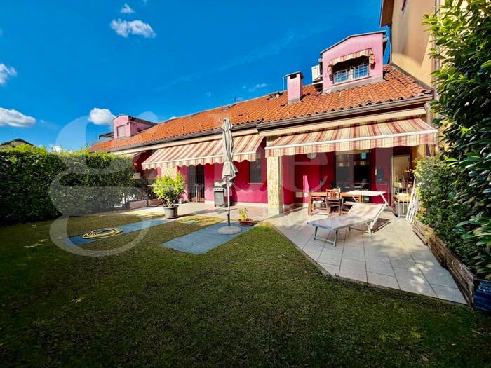 Casa con 6 locali in vendita in Via Dalmasso, Bruino