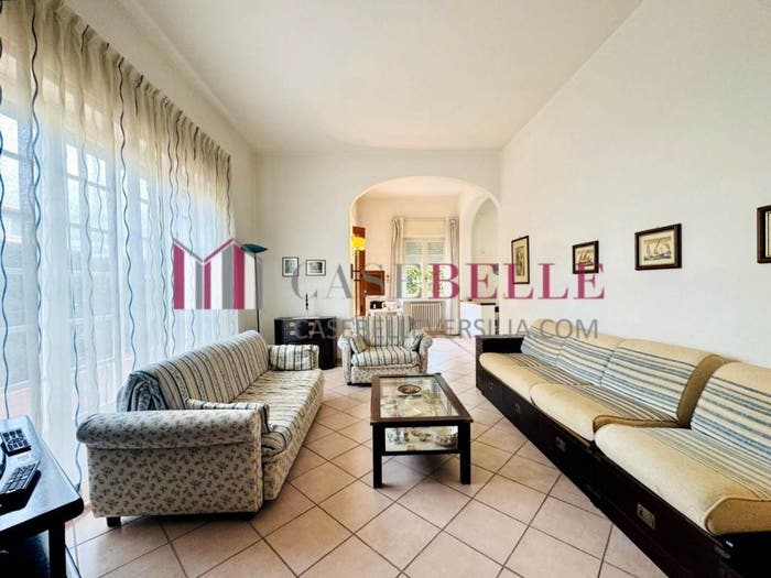 Casa con 6 locali in vendita in Lido di Camaiore, Camaiore