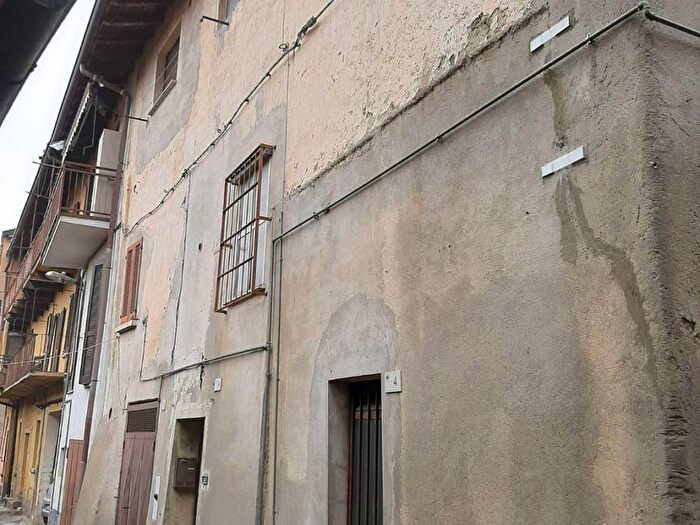 Casa quadrilocale in vendita in Vicolo Stretto, Nava, Colle Brianza