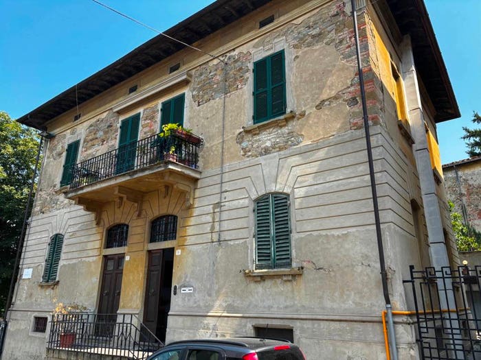 Appartamento con 5 locali in vendita in Via Giuseppe Garibaldi, Porta San Lorentino, Arezzo