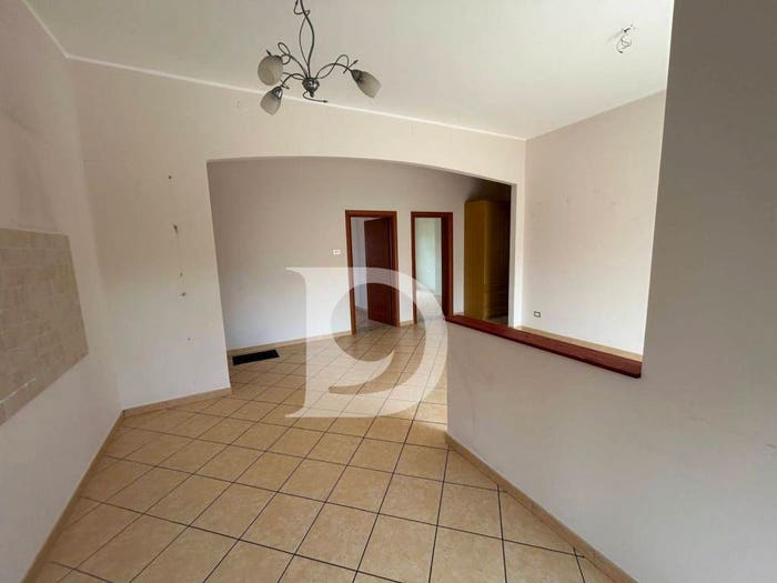 Appartamento quadrilocale in vendita in Via San Donato, Tirino, Pescara