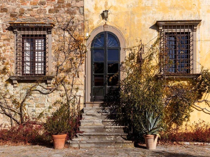 Casa con 6 locali in vendita in Pontassieve