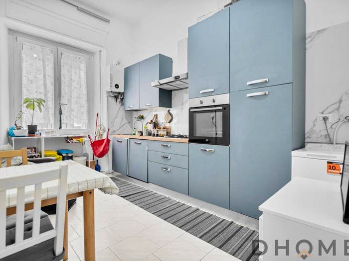 Appartamento trilocale in vendita in Via Giulio e Corrado Venini, Pasteur, Milano