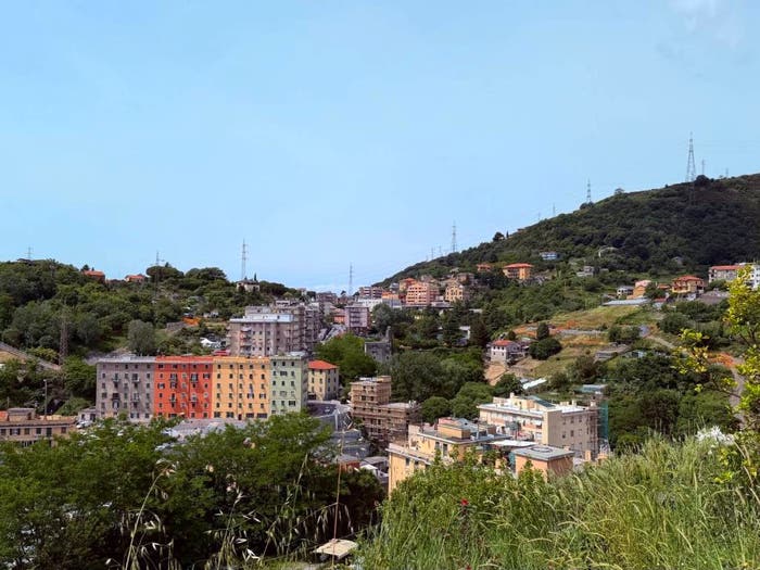 Casa con 6 locali in vendita in Via della Costiera, Bolzaneto, Genova