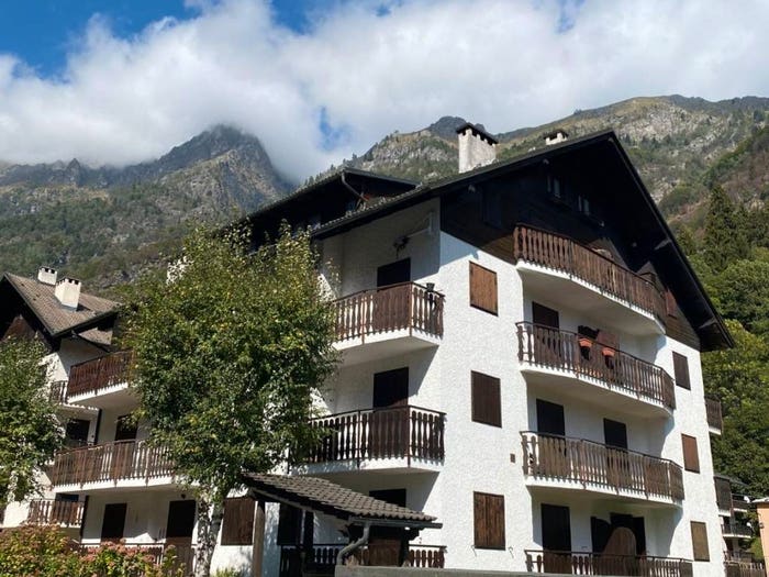 Appartamento trilocale in vendita in Via Andreis, Mollia