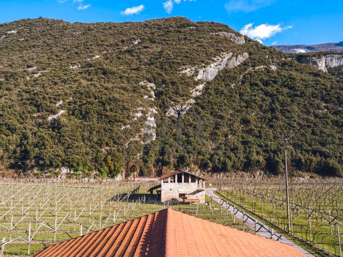 Casa con 6 locali in vendita in Arco