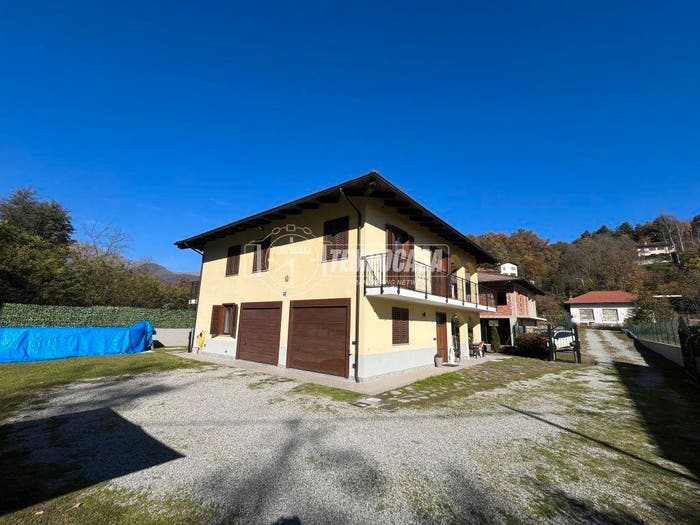 Casa quadrilocale in vendita in Via FRAZIONE PREPARETTO B, Castellamonte