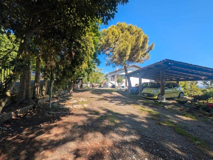 Casa con 6 locali in vendita in Via Giacomo Matteotti, Cavatore
