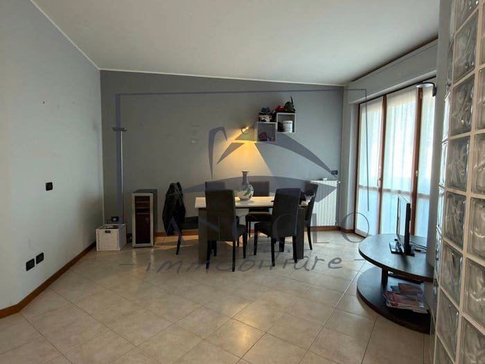 Appartamento trilocale in vendita in Via Olof Palme, Centro, Arluno