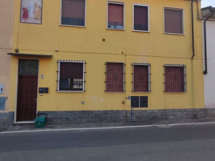 Casa con 6 locali in vendita in Via Santa Lucia, Centro, Garlasco