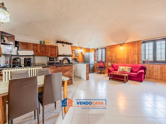 Casa quadrilocale in vendita in Via Maestra di Baudenasca, Baudenasca, Pinerolo