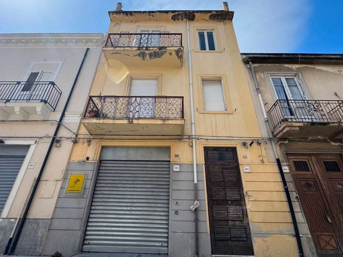 Appartamento quadrilocale in vendita in Via Umberto I, Centro, Barcellona Pozzo di Gotto