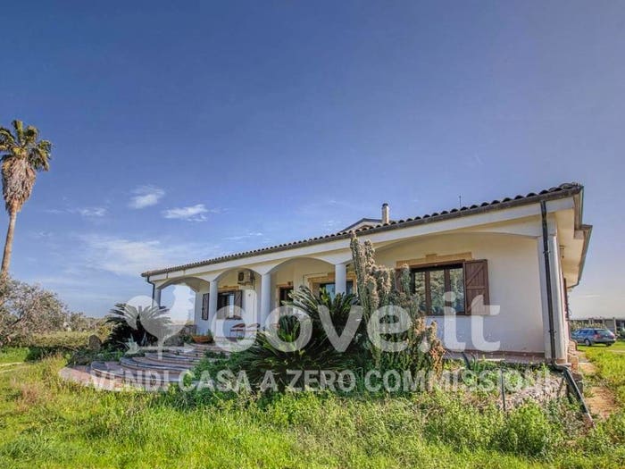 Casa con 5 locali in vendita in Strada Comunale Filetto Zaccaria, Carmiano