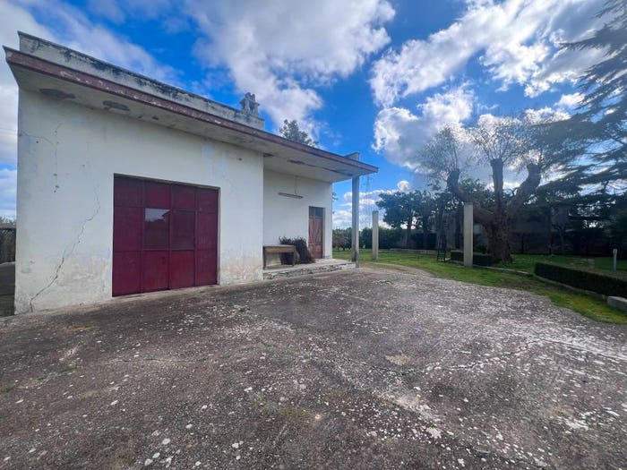 Casa trilocale in vendita in Contrada Sirgole, Cutrofiano