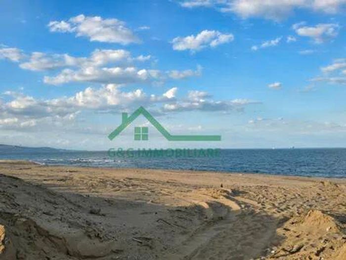 Casa con 5 locali in vendita in Via Zinnia, Villaggio Paradiso, Catania