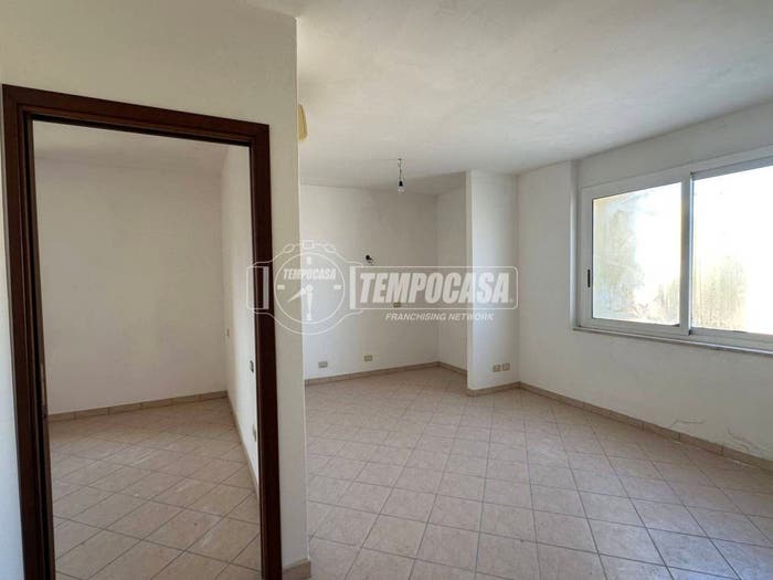 Casa bilocale in vendita in Via SEGNI, San Tommaso Tre Archi, Fermo