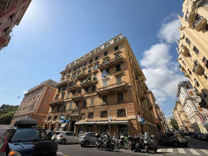 Appartamento con 5 locali in vendita in Via Filippo Casoni, San Fruttuoso, Genova