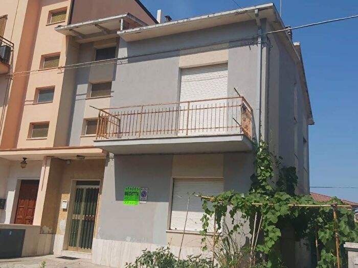 Casa quadrilocale in vendita in Via Corva, Centro, Porto Sant'Elpidio
