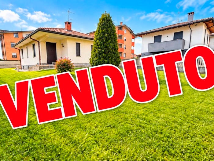 Casa trilocale in vendita in Via Luigi Galvani, Centro, Solaro