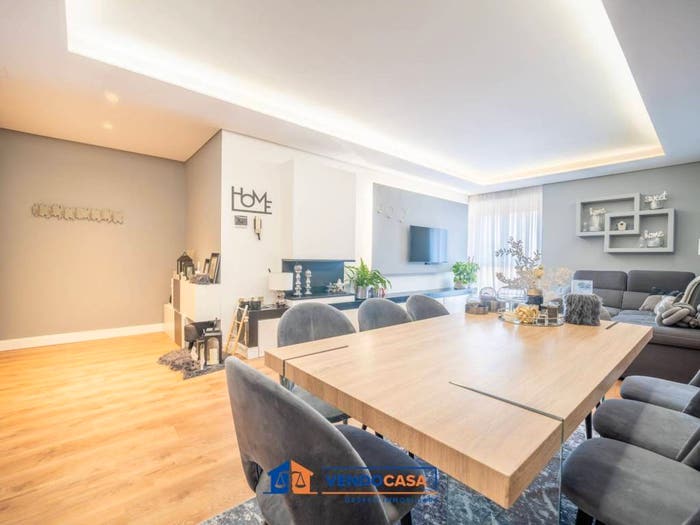 Appartamento quadrilocale in vendita in Via Velso Mucci, Centro, Bra