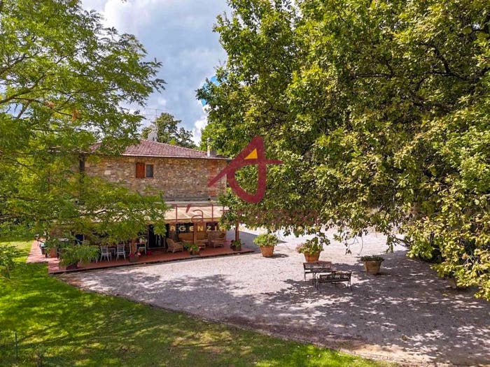 Casa con 6 locali in vendita in Centro, Montaione
