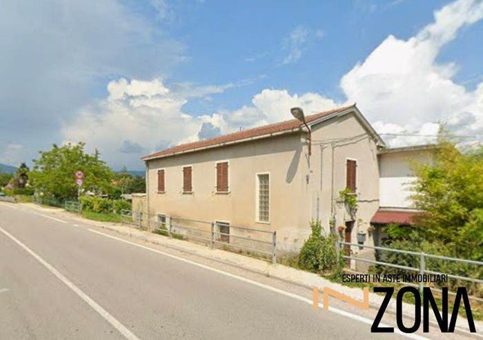 Appartamento quadrilocale in vendita in CONTRADA VILLA SCARICAMAZZA, Villa Maggiore, Montorio al Vomano