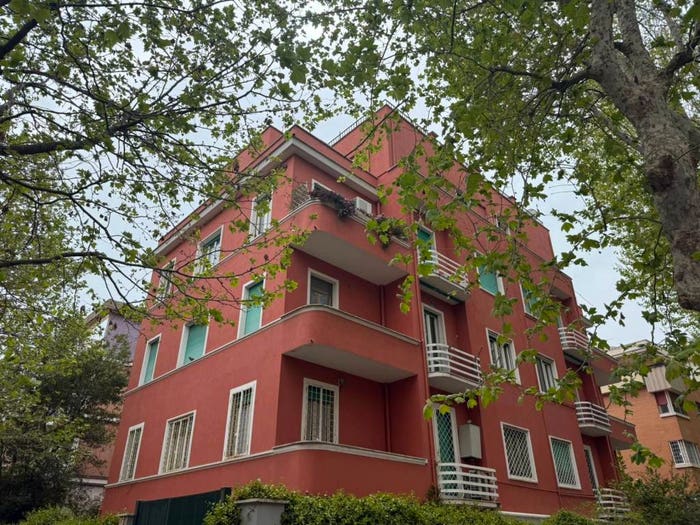 Appartamento trilocale in vendita in Corso Regina Maria Pia, Ostia Levante, Roma