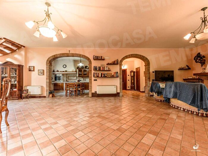 Casa quadrilocale in vendita in Via Panaria Bassa, Gorghetto, Bomporto