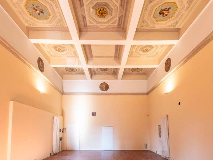 Appartamento trilocale in vendita in Strada Maggiore, San Vitale, Bologna
