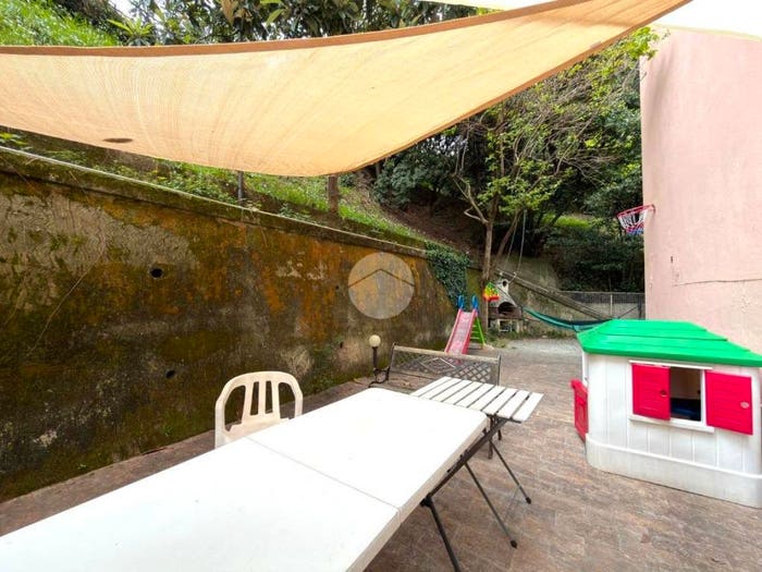 Appartamento trilocale in vendita in Via Emilio Salgari, Pegli, Genova